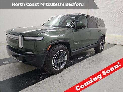 Used 2025 Rivian R1S Adventure Dual AWD/4WD image 1