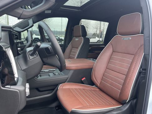 New 2026 GMC Sierra 3500 Denali Ultimate image 56