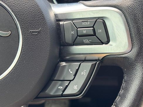 Used 2017 Ford Mustang Premium RWD image 18