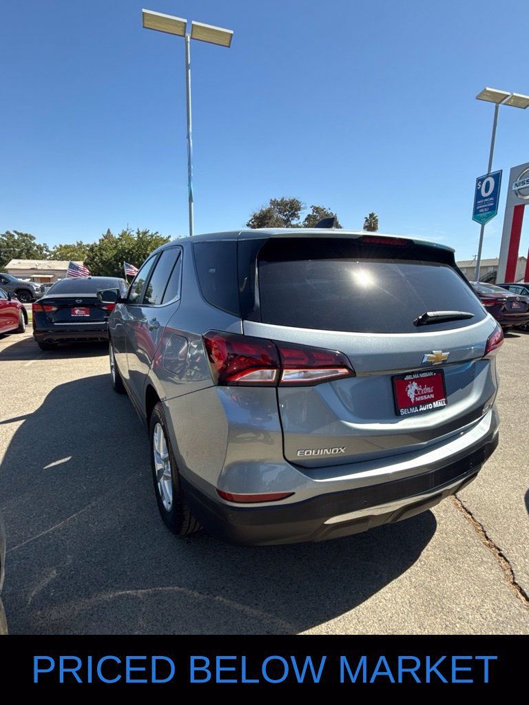 Used 2024 Chevrolet Equinox LT AWD/4WD image 3