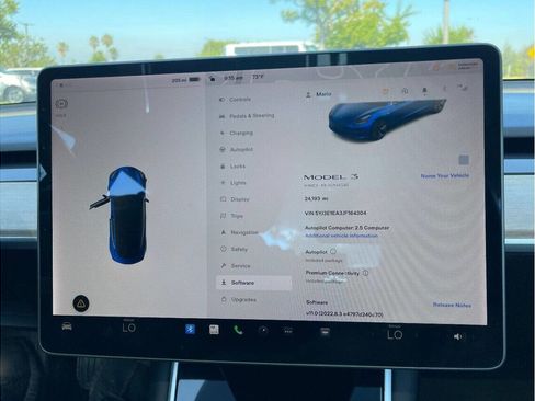 Used 2018 Tesla Model 3 Mid Range image 18