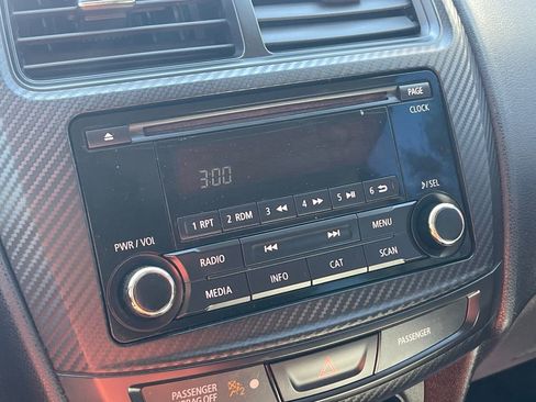 Used 2015 Mitsubishi Outlander Sport ES image 41