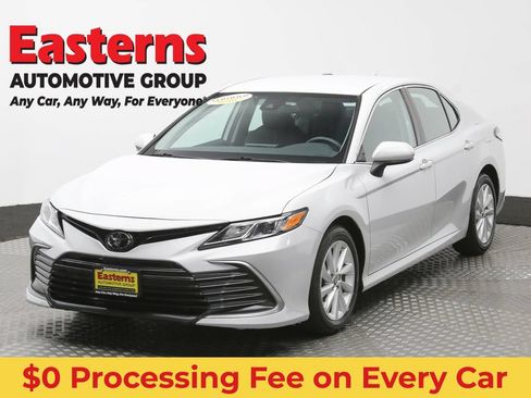 Used 2023 Toyota Camry LE FWD image 1