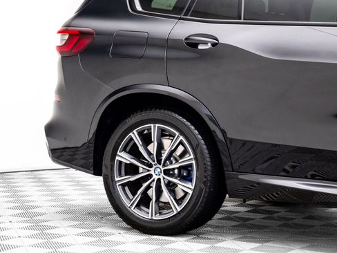 Certified 2023 BMW X5 M50i w/ Climate Comfort Package image 33