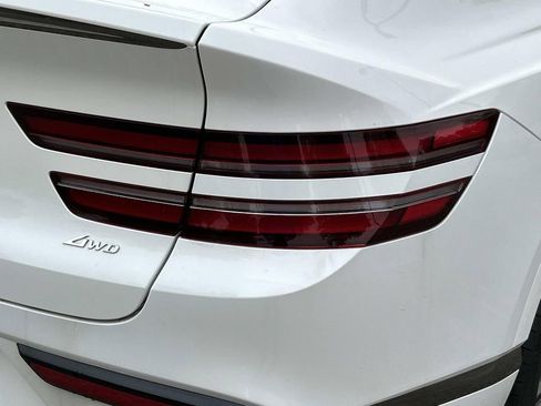 New 2026 Genesis GV80 3.5T e-SC AWD/4WD image 12