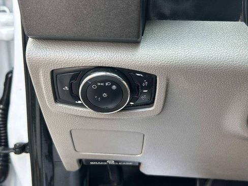 Used 2022 Ford F250 XL w/ Power Equipment Group AWD/4WD image 40