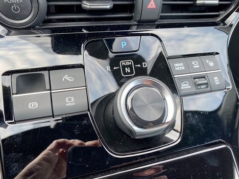 Used 2023 Subaru Solterra AWD image 28