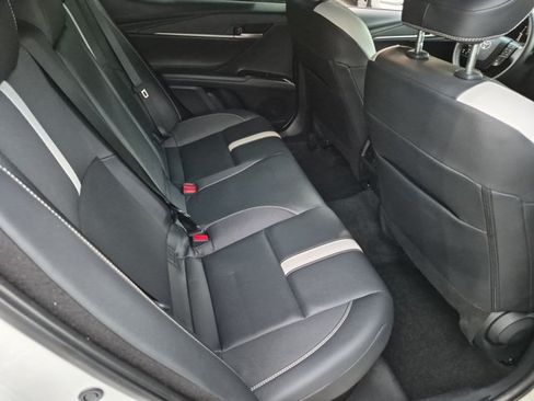 Used 2025 Toyota Camry SE w/ Convenience Package FWD image 19