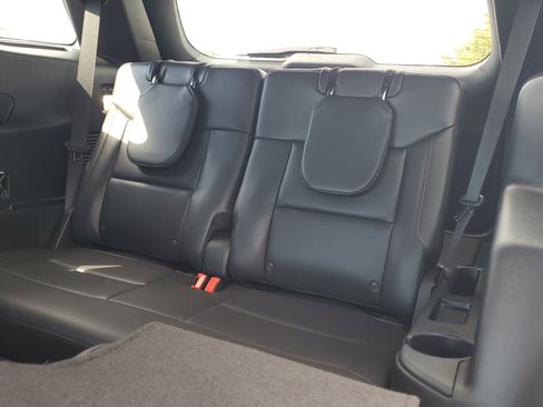 Certified 2025 Ford Explorer ST image 12