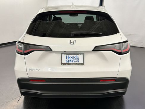 New 2026 Honda HR-V LX image 10