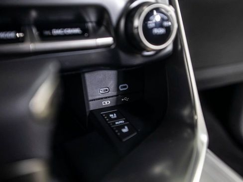 Used 2025 Lexus LX 600 F Sport image 37