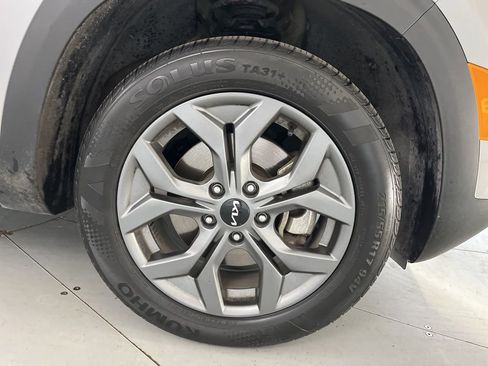 Used 2024 Kia Seltos S image 18