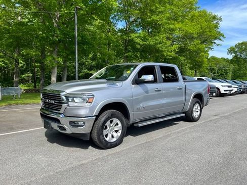 Used 2021 RAM 1500 Laramie AWD/4WD image 2