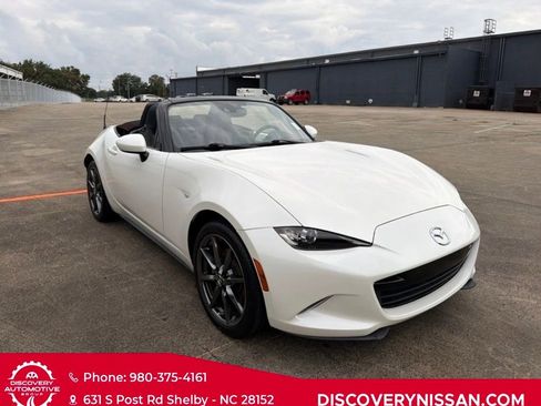 Used 2018 MAZDA MX-5 Miata Grand Touring image 8