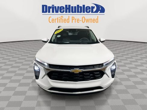 Used 2024 Chevrolet Trax LT image 3