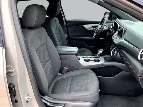 Used 2021 Chevrolet Blazer LT FWD image 9