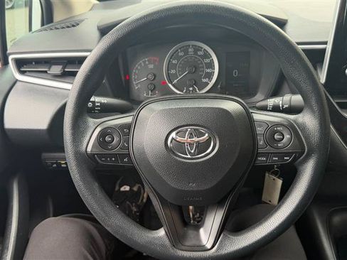 Used 2020 Toyota Corolla LE FWD image 34