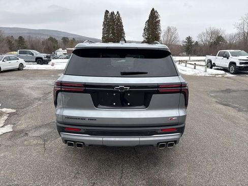 Used 2025 Chevrolet Traverse Z71 w/ Driver Confidence Package image 18