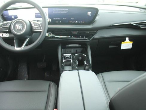 New 2025 Buick Envision Preferred image 6