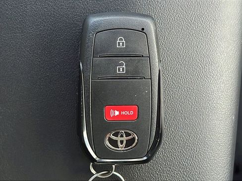 Used 2025 Toyota Prius Plug-In Hybrid FWD image 27