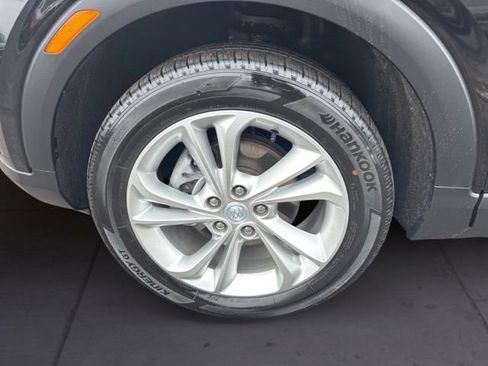 Used 2022 Buick Encore GX Preferred w/ Cold Weather Comfort Package image 9