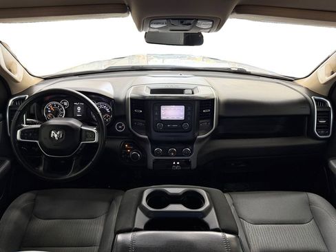Used 2019 RAM 1500 Big Horn AWD/4WD image 12