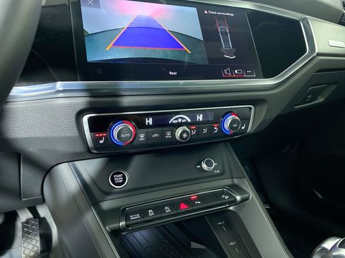 Certified 2025 Audi Q3 2.0T Premium w/ Convenience Package image 6