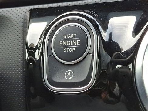 Certified 2025 Mercedes-Benz CLA 250 4MATIC image 25