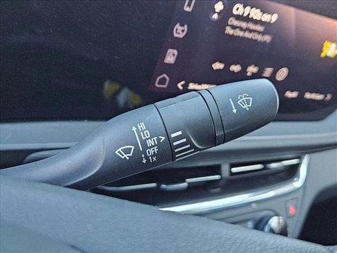 Used 2025 Buick Envista Preferred image 16