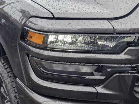 New 2026 RAM 2500 Big Horn AWD/4WD image 9