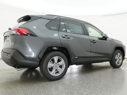 New 2025 Toyota RAV4 XLE image 21