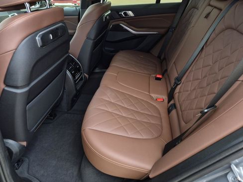 Used 2024 BMW X5 M60i w/ Climate Comfort Package AWD/4WD image 17