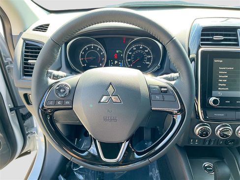 New 2025 Mitsubishi Outlander Sport SE image 11