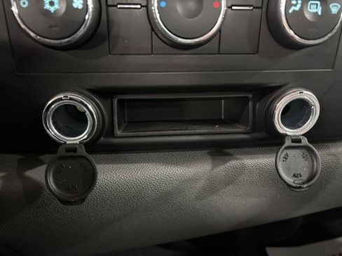 Used 2010 Chevrolet Silverado 2500 W/T image 21