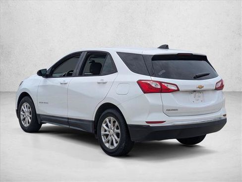 Used 2018 Chevrolet Equinox LS FWD image 8