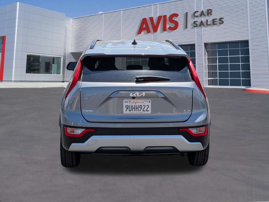 Used 2025 Kia Niro LX FWD image 7