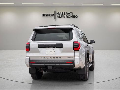 Used 2025 Toyota 4Runner TRD Off-Road image 6