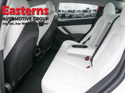 Used 2019 Tesla Model 3 Standard Range image 19