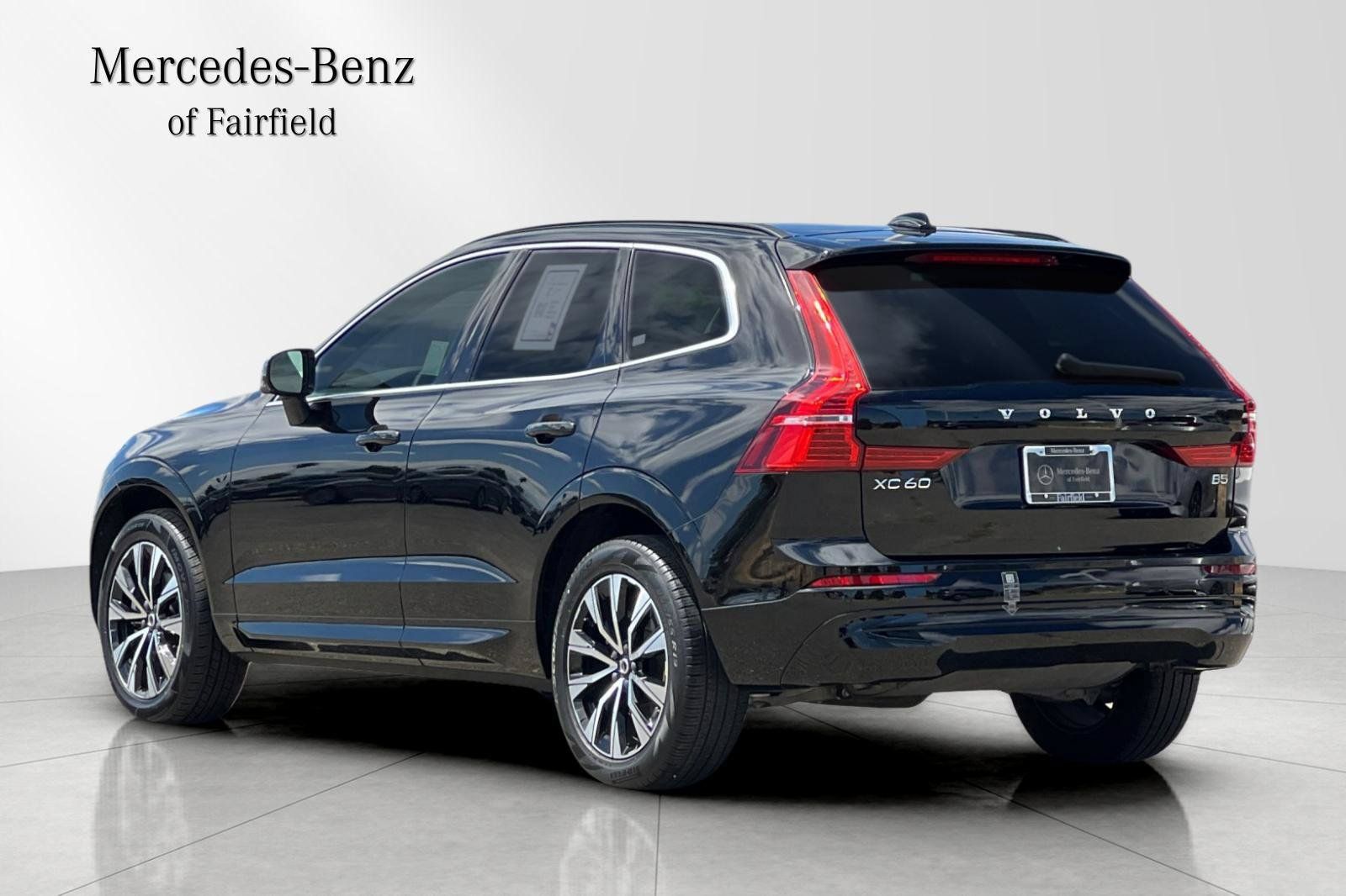 Used 2023 Volvo XC60 B5 Core FWD image 6