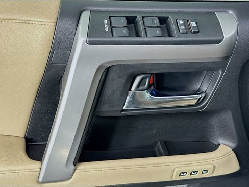 Used 2024 Toyota 4Runner Limited image 24