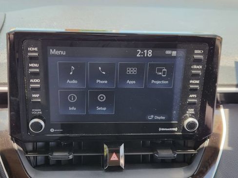 Used 2022 Toyota Corolla LE w/ LE Convenience Package FWD image 12