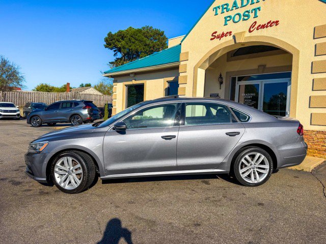 Used 2018 Volkswagen Passat 2.0T SEL Premium FWD image 27