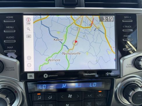 Used 2023 Toyota 4Runner Limited image 19