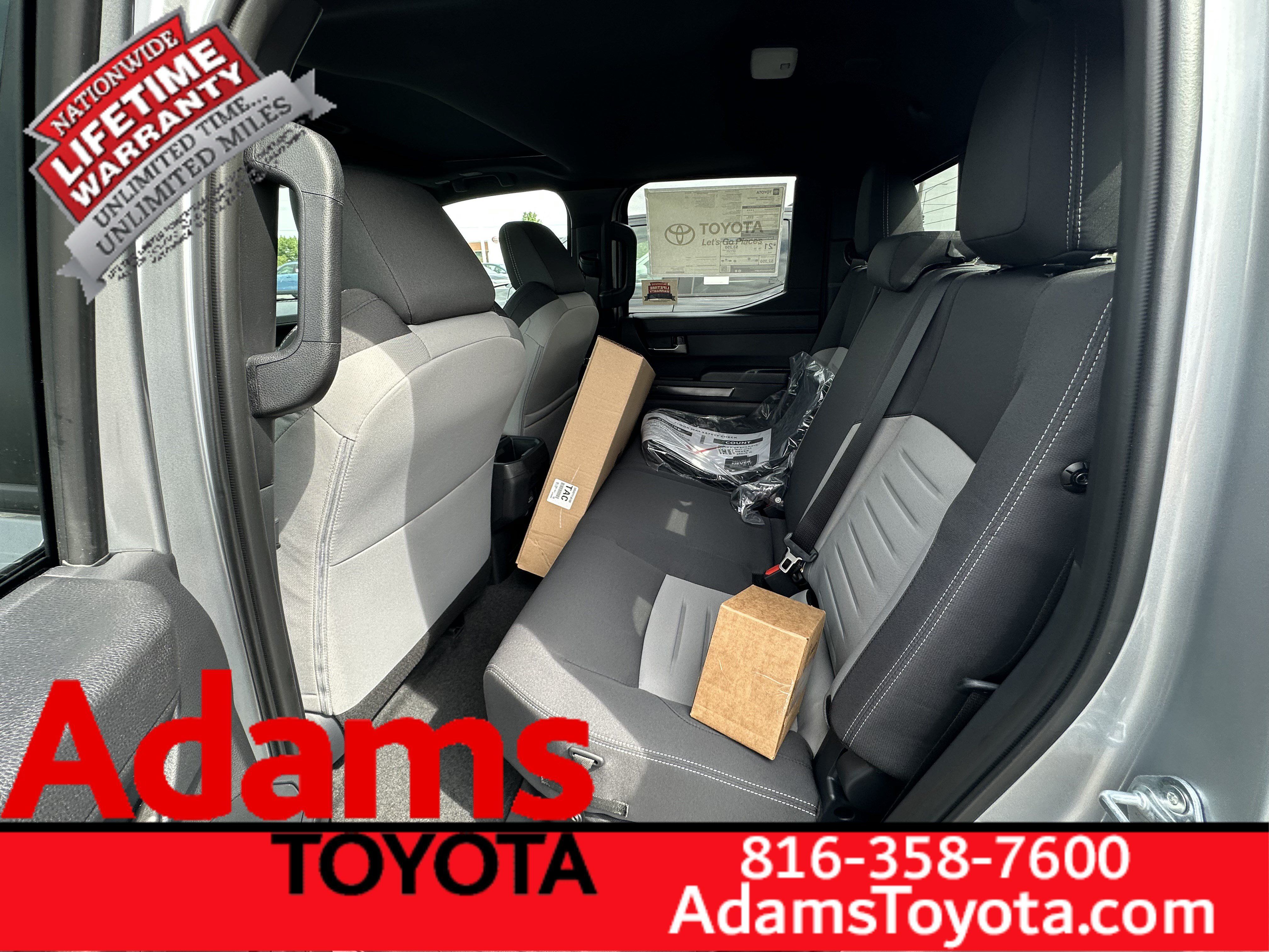 Used 2026 Toyota Tacoma TRD Sport w/ TRD Sport Upgrade Package AWD/4WD image 6