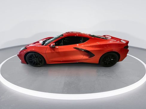 Used 2023 Chevrolet Corvette Stingray Preferred Cpe w/ Z51 Performance Package RWD image 5