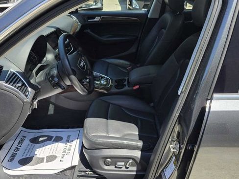 Used 2016 Audi Q5 2.0T Premium Plus w/ Technology Package AWD/4WD image 15