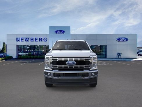 New 2026 Ford F350 XL w/ XL Chrome Package AWD/4WD image 2