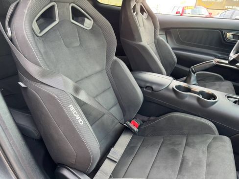 Used 2017 Ford Mustang Shelby GT350 w/ Electronics Package RWD image 33