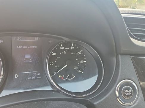Used 2017 Nissan Rogue Sport SL FWD image 6