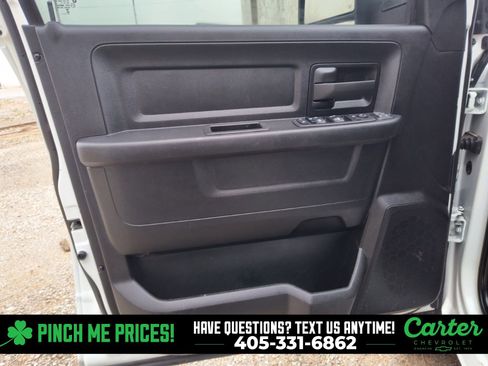 Used 2024 RAM 2500 Tradesman w/ Chrome Appearance Group image 9